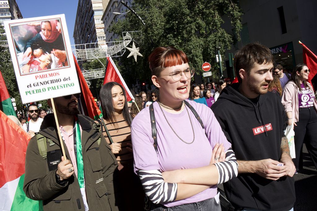 La manifestación en Murcia contra la violencia machista, en imágenes