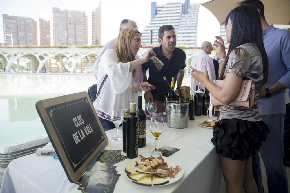 Fiesta del vino de la DOP Valencia en Les Arts