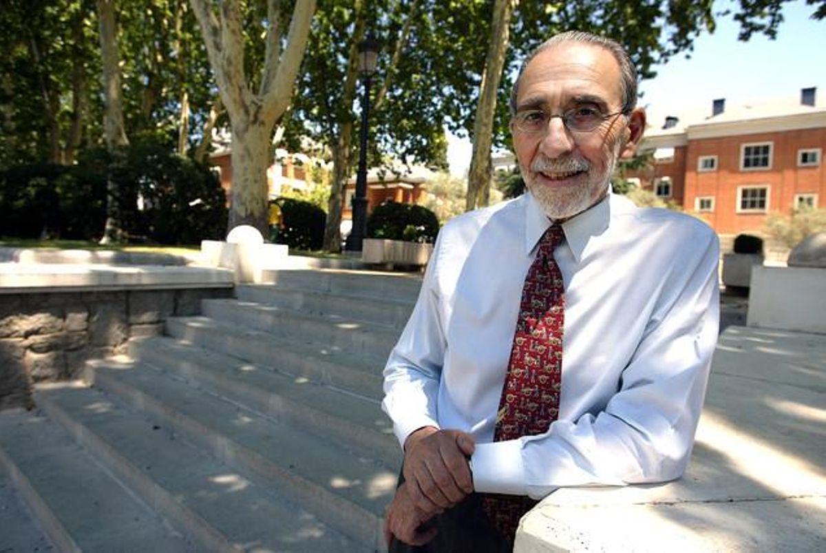 Máximo Cajal, durant una entrevista el 2005. Máximo Cajal, durant una entrevista el 2005.
