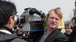 El director Christopher Nolan con una cámara IMAX.