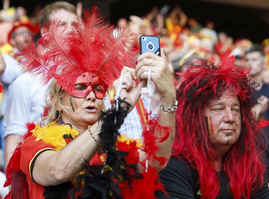 Los hinchas de la seleccion de Bélgica durante el partido de Suecia - Bélgica de la Eurocopa 2016.