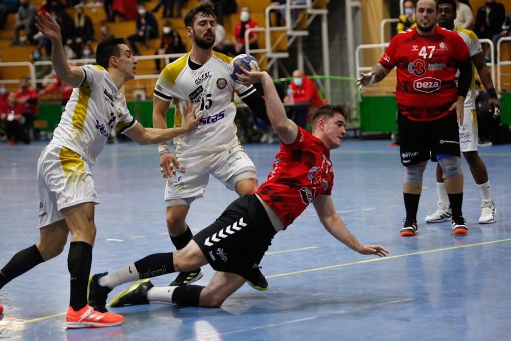 Cajasur Balonmano Alarcos en imágenes