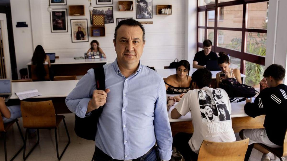 Bernardo Gómez, director del Departamento de Periodismo de la UMA.