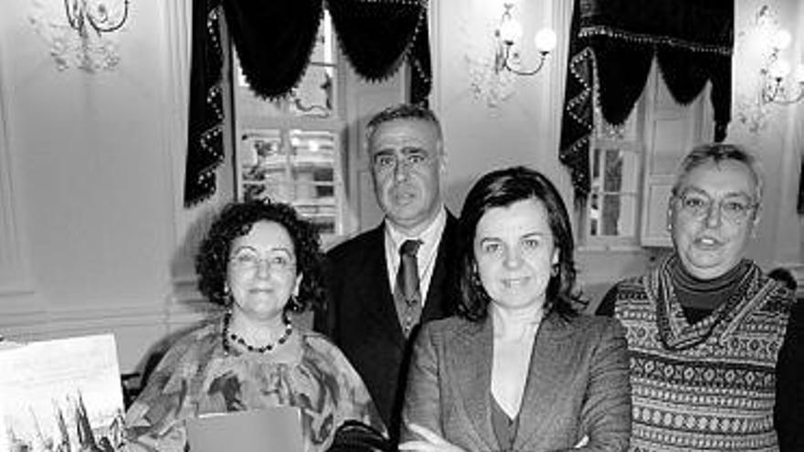 Josefina Velasco, José Ángel Pérez, María Jesús Álvarez y María Josefa Sanz.