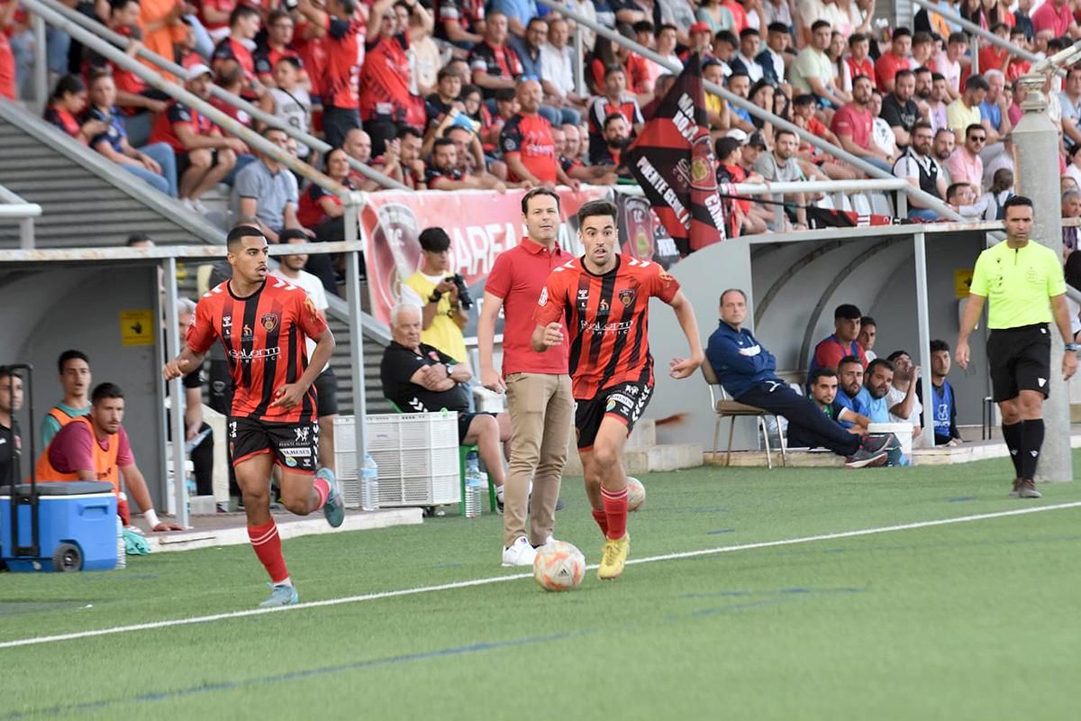 El Salerm Puente Genil-Córdoba CF B de 'play off', en imágenes