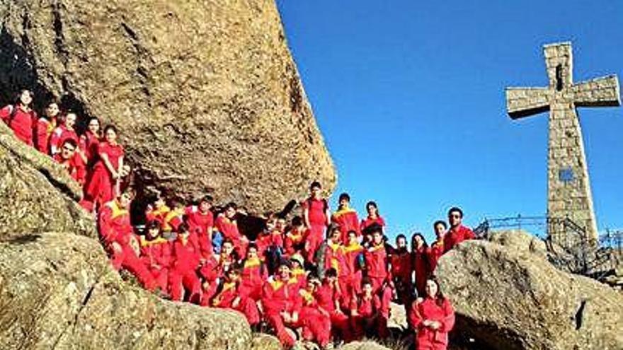 Los seleccionados, de excursión por la zona de Llano Alto.