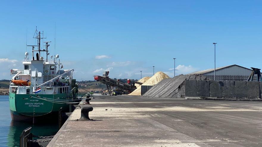 El Puerto de Gijón destinará 8,5 millones a mejoras ambientales en 2024, casi el triple que este año