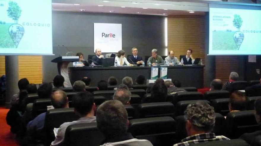 Expertos analizan el futuro del sector remolachero en la jornada técnica celebrada en Álava.