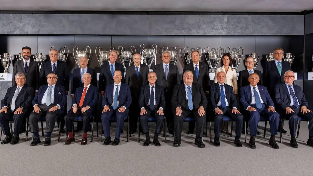 Acto oficial de proclamación de Florentino Pérez como presidente del Real Madrid