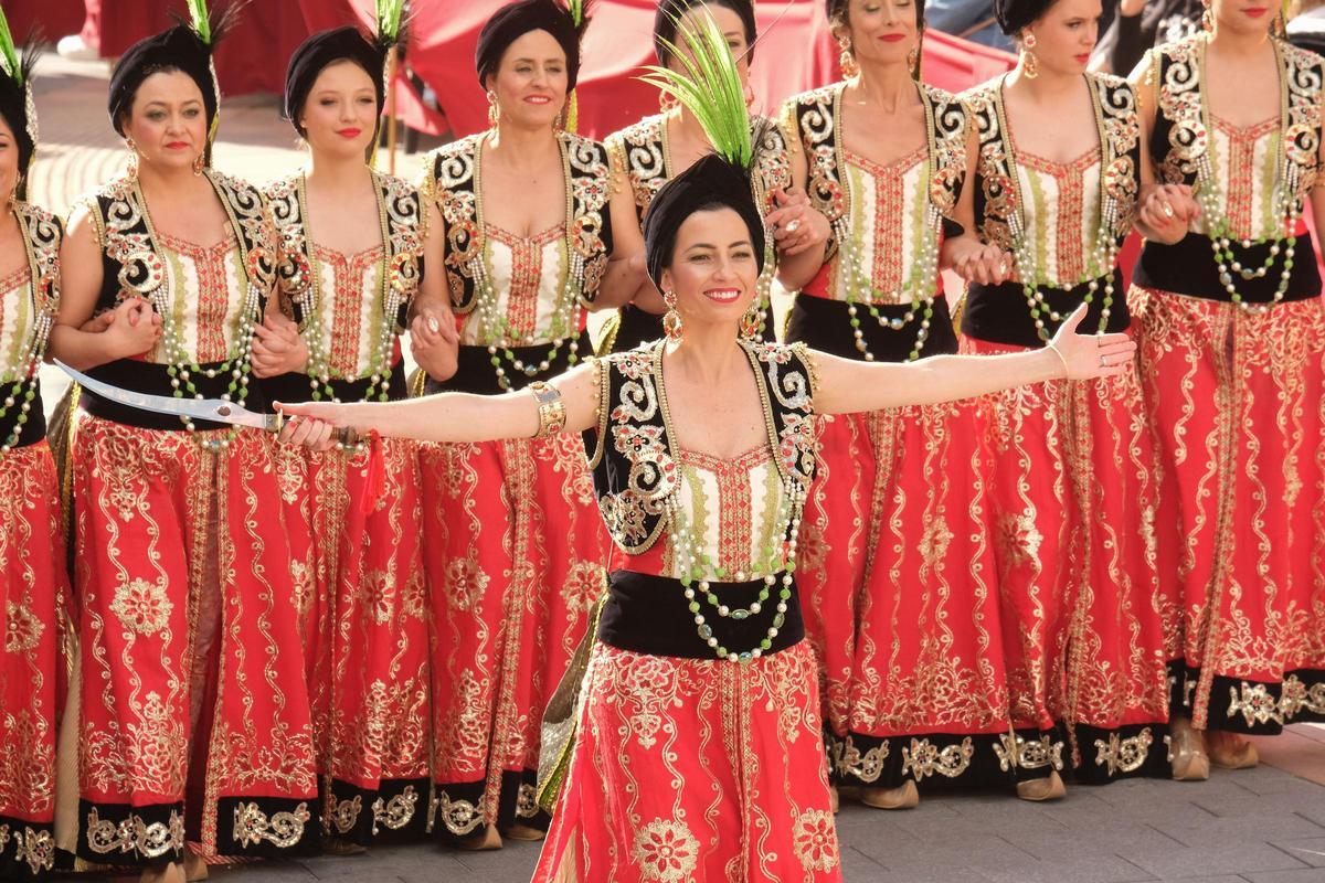 Así ha sido la Entrada Mora de las fiestas de Petrer Así ha sido la Entrada Mora de las fiestas de Petrer