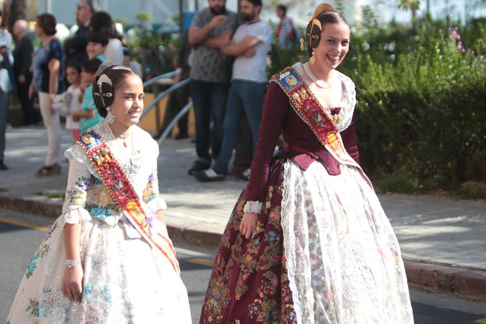 Homenaje a la Senyera de la agrupación de Fallas del Marítim