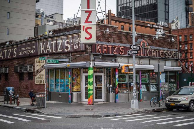 Katz Delicatessen, New York