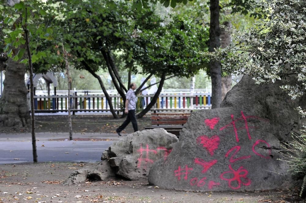 Actos vandálicos en el parque Dorado de Sama