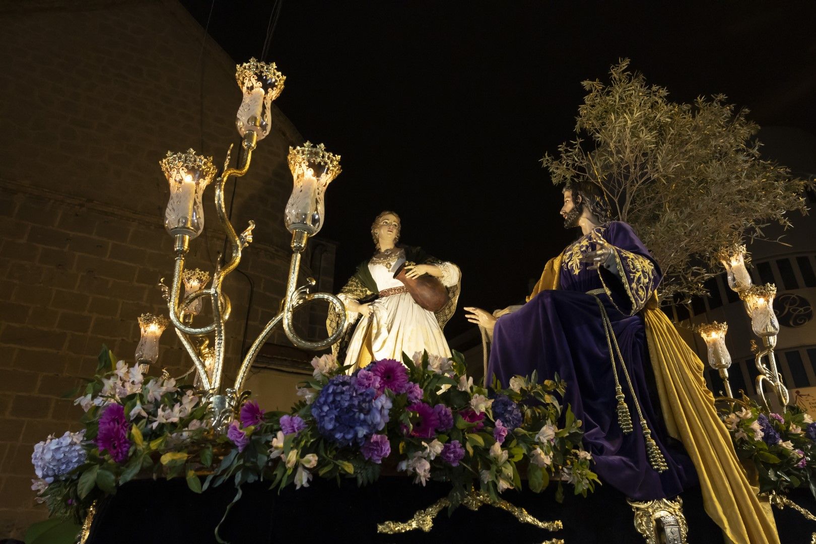 Aquí las imágenes de la Procesión de Lunes Santo en Torrevieja