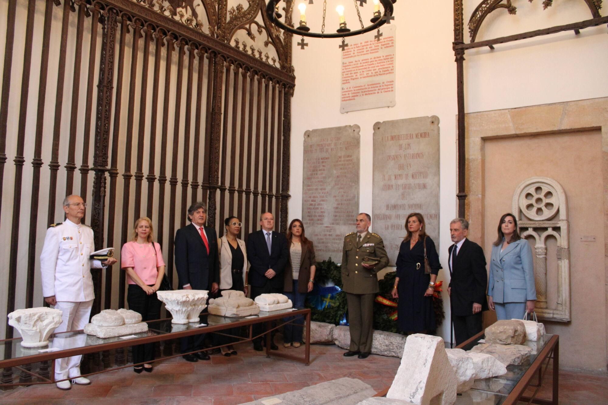Varias asociaciones recrean el Oviedo el día que la Junta General asumió su soberanía y declaró la guerra a Napoleón