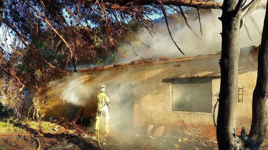 Sofocado un incendio a las afueras de Calatayud