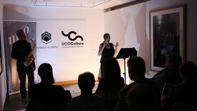 Irene Lázaro interpreta poemas de Álvarez Ortega