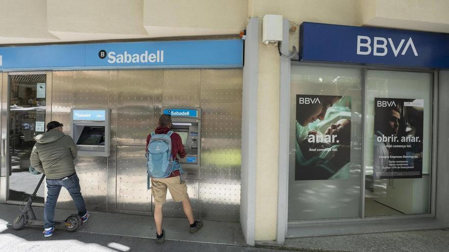 La concentración bancaria se acercaría al nivel de alerta si se unen BBVA y Sabadell