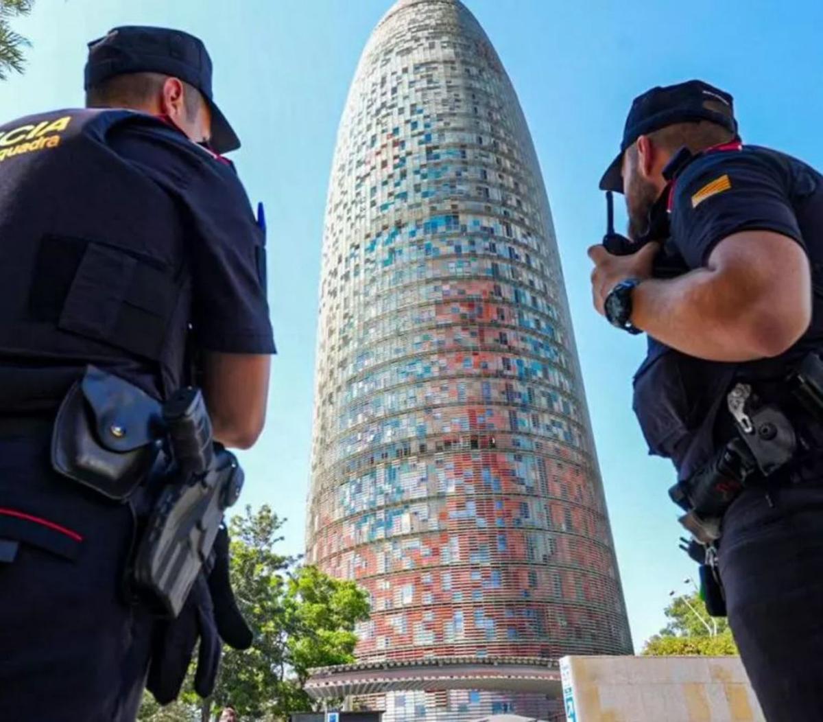 Els Mossos investiguen una mort al soterrani de la torre Glòries