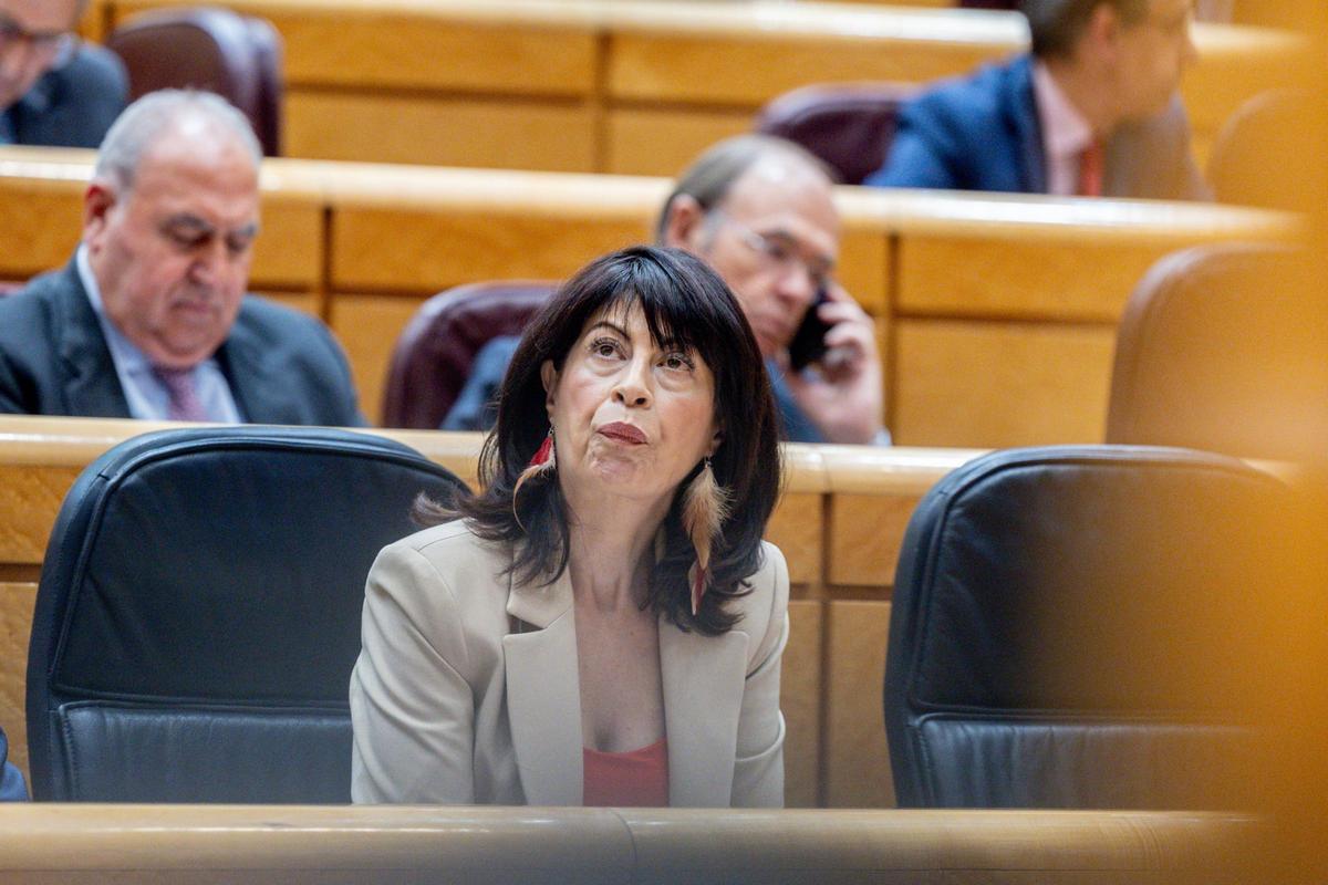 La ministra de Igualdad, durante el pleno de este martes