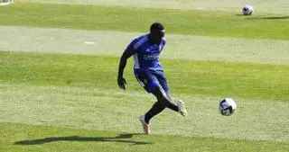 El Real Zaragoza rescinde los dos años de contrato que tenía Nick Buyla
