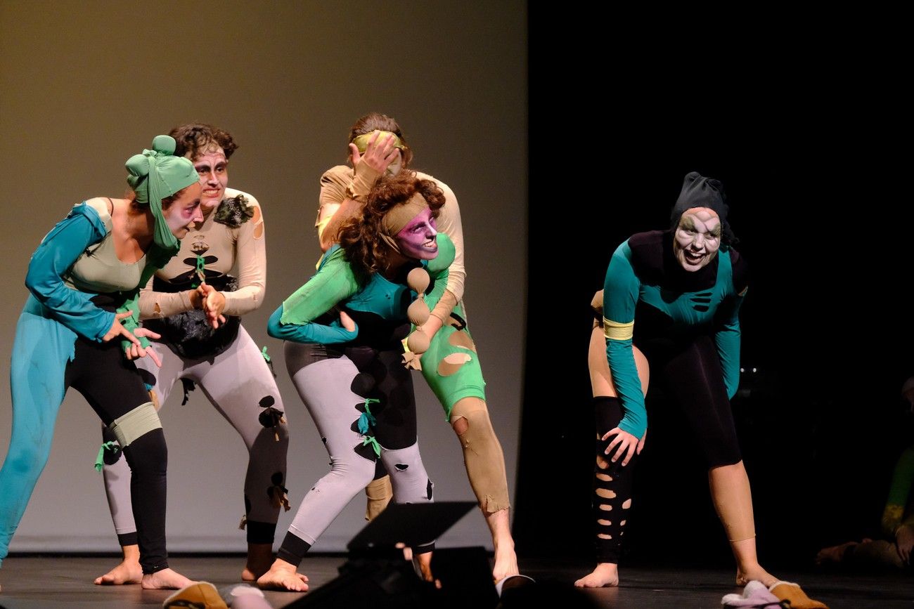 La Escuela de Actores de Canarias presentó 'Luces de Esperpento' en el Teatro Guiniguada