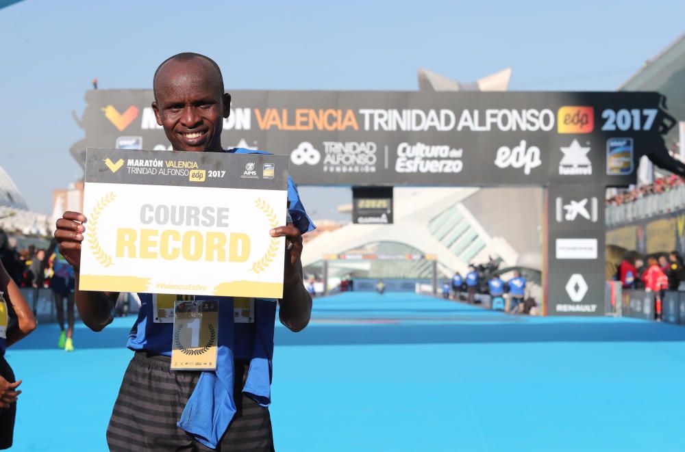 Las mejores imágenes del Maratón de Valencia