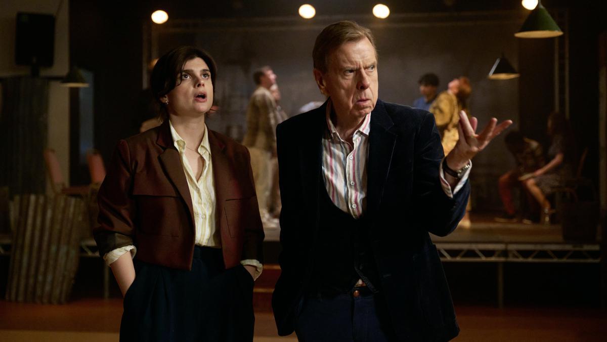 Gwyneth Keyworth y Timothy Spall, en 'Death Valley'