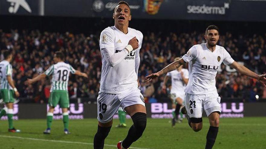El Valencia tumba al Betis y jugará la final de Copa ante el Barça (1-0)