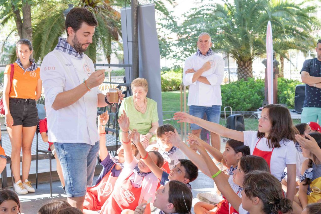 GALERÍA | Campamentos MasterChef con Aurelia, Garrote y alimentos de Zamora