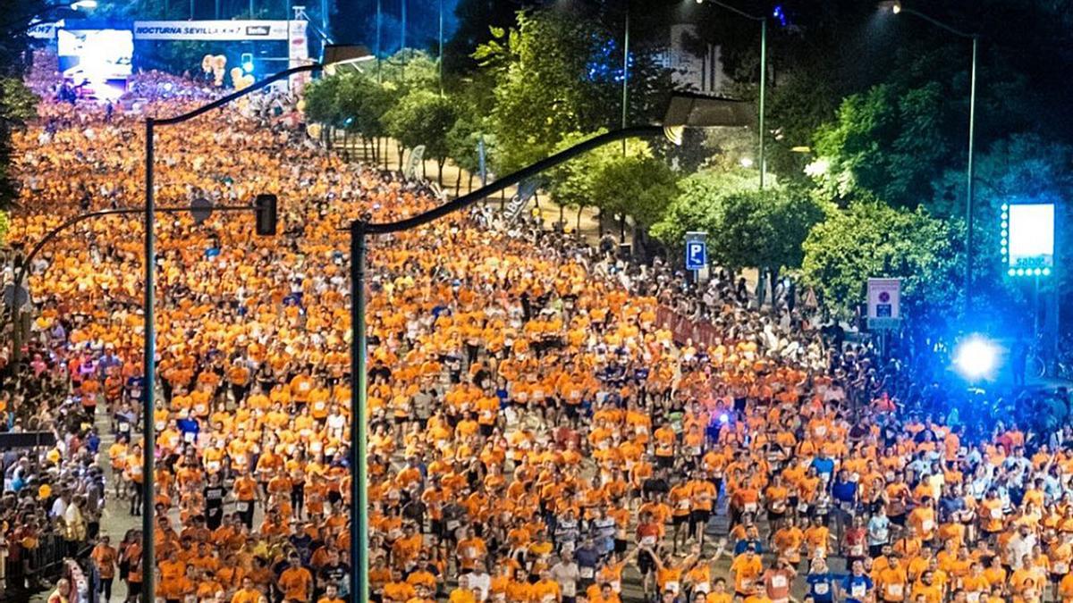 Imagen de archivo de la Carrera Nocturna del Guadalquivir.