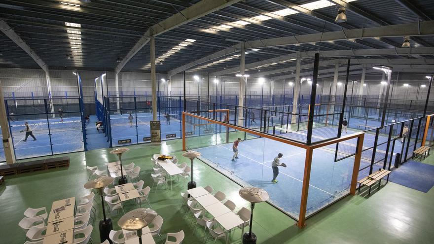 L’Indoor Figueres acull el campionat català de màxim nivell amb jugadors del World Padel Tour