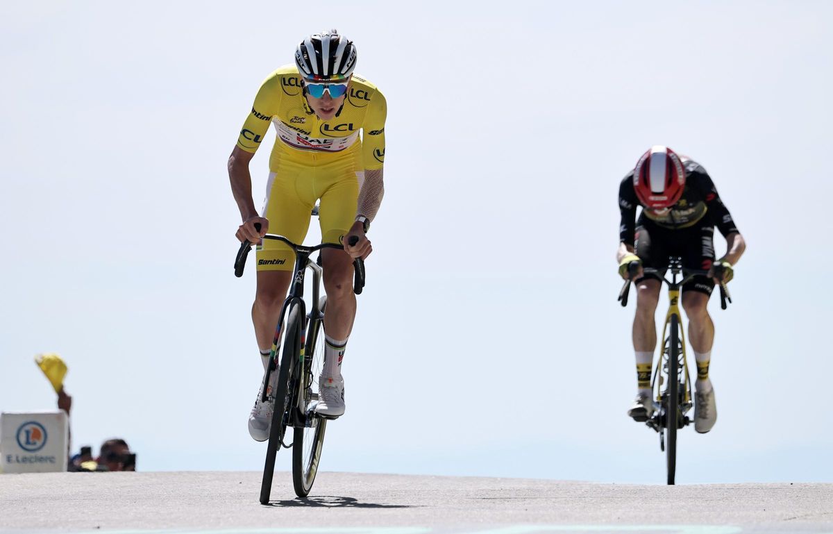 Tadej Pogacar torna a superar Jonas Vingegaad en un final, aquesta vegada al Mont Ventoux