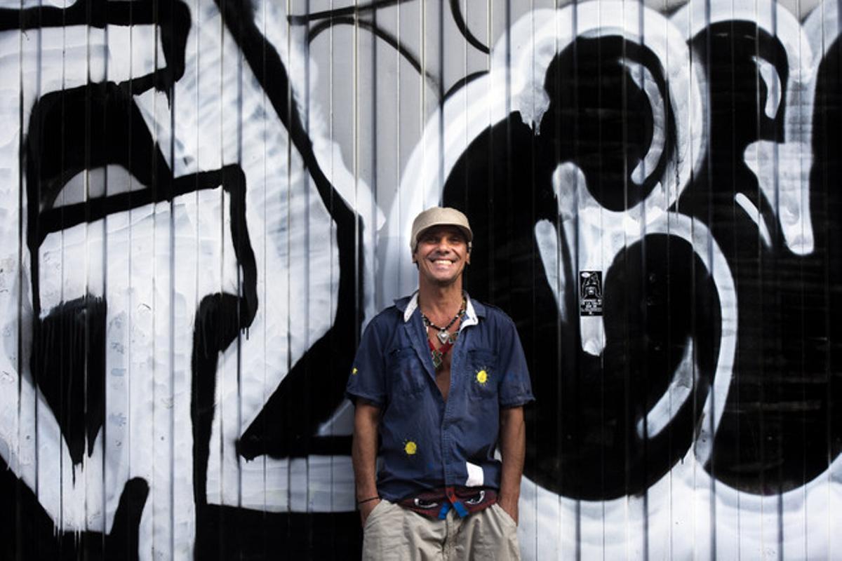 Manu Chao, fotografiat al Poblenou, aquest dimarts. Manu Chao, fotografiat al Poblenou, aquest dimarts.