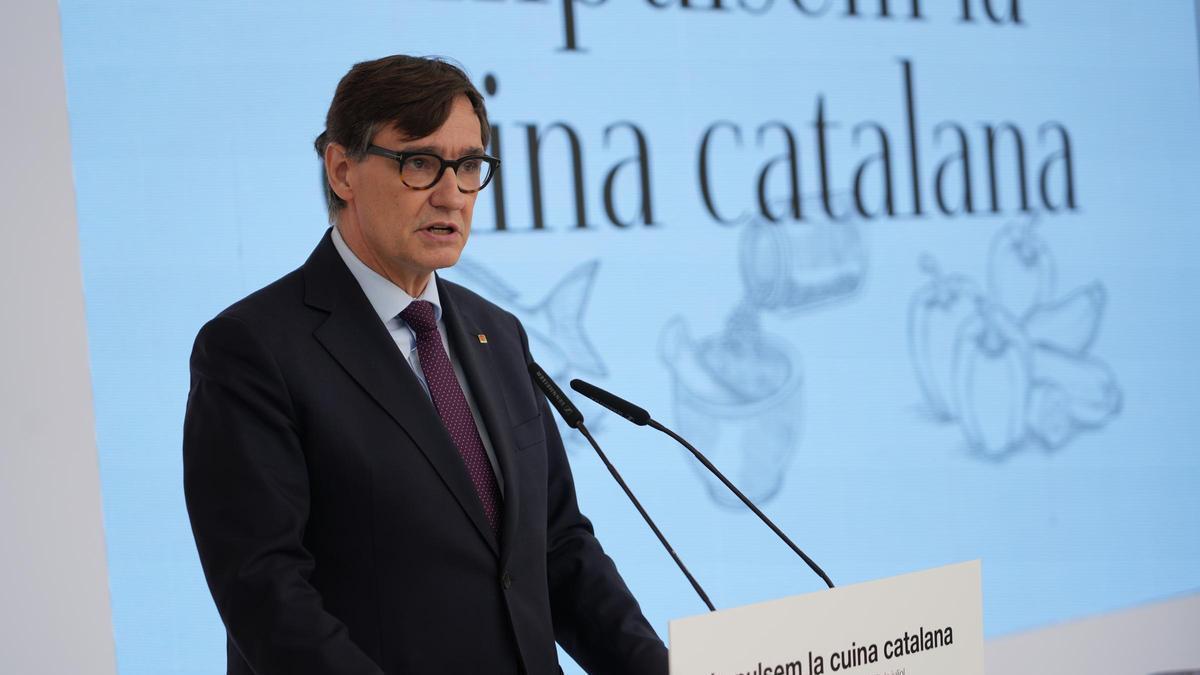 El president de la Generalitat, Salvador Illa, durante el acto en Barcelona en el que ha anunciado que Tarragona acogerá el IV Congreso Catalán de la Cocina.
