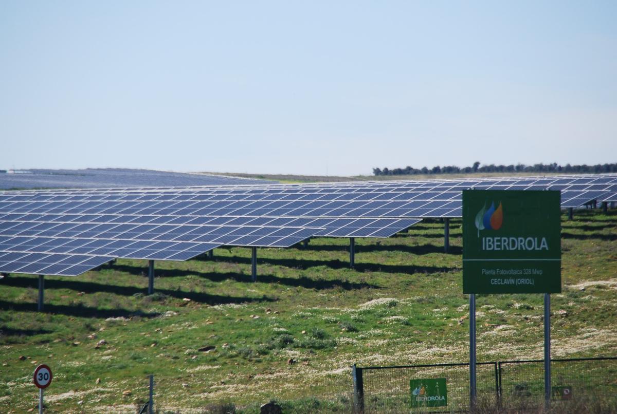 Planta fotovoltaica en Ceclavín.