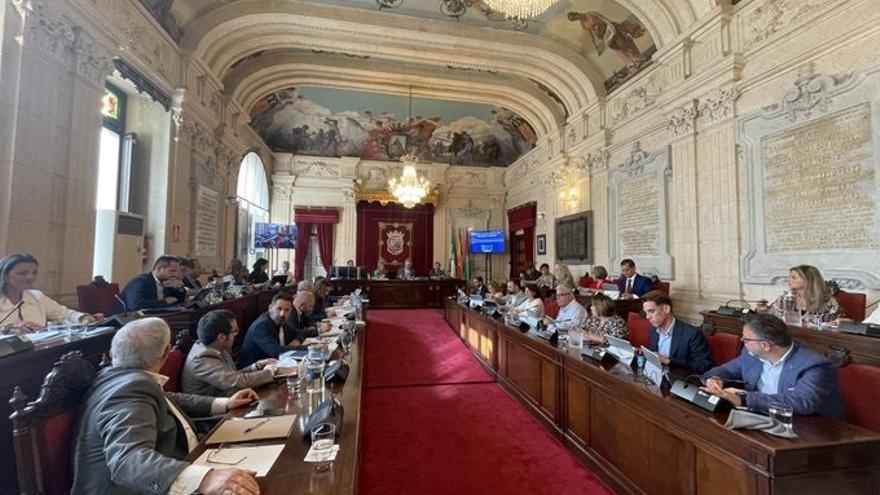 Los PGE, el AVE, la investigación sobre Smassa y el Plan Litoral, a debate en el Pleno del Ayuntamiento