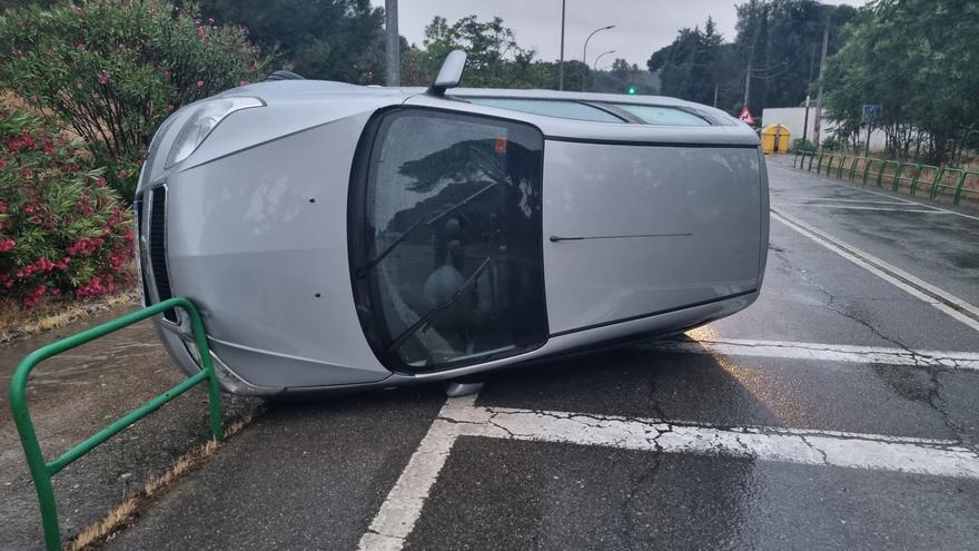 Una mujer herida en un accidente de tráfico en Cerro Muriano