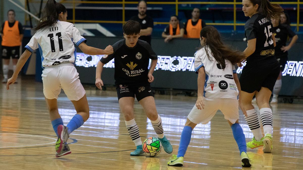 ZAMORA. RIVER ZAMORA FEMENINO