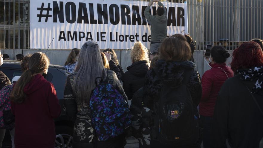 El debat entre l’horari continuat i partit divideix pedagogs i famílies