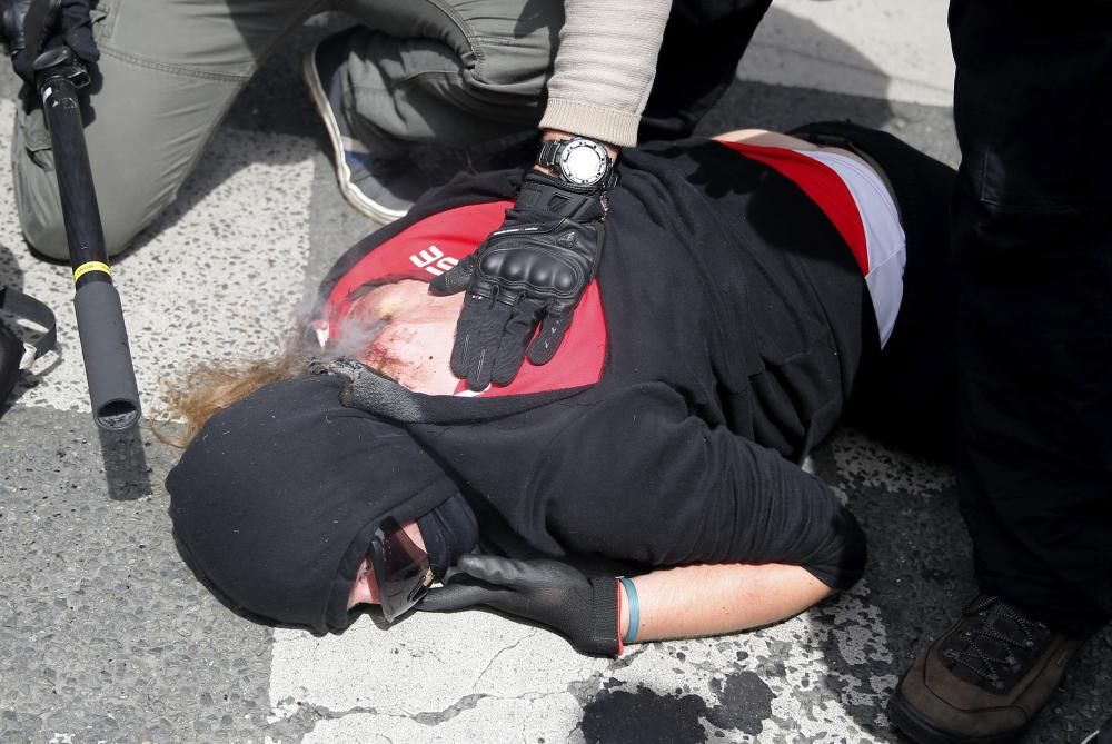 Batalla campal en París por la reforma laboral