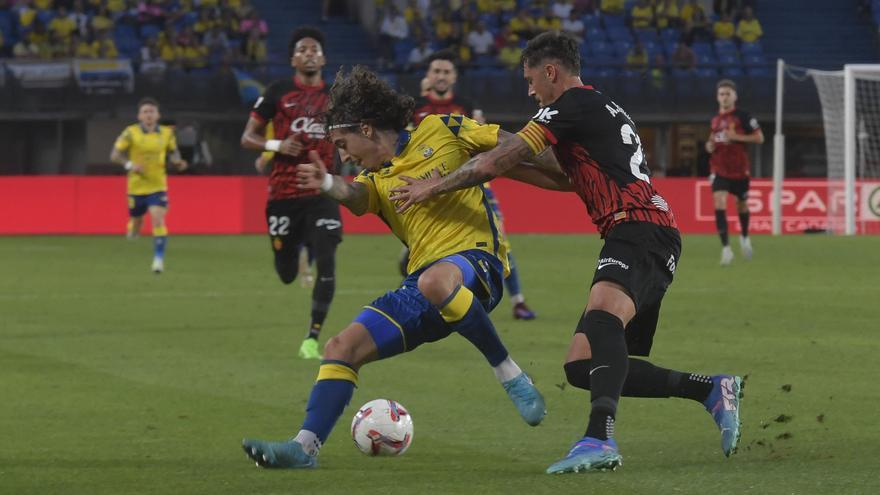El partido UD Las Palmas-Real Mallorca (2-3), en imágenes