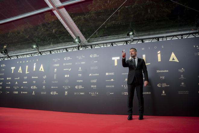 El actor y académico Antonio Banderas, este lunes en la alfombra roja de los Premios Talía de la Academia de las Artes Escénicas de España.