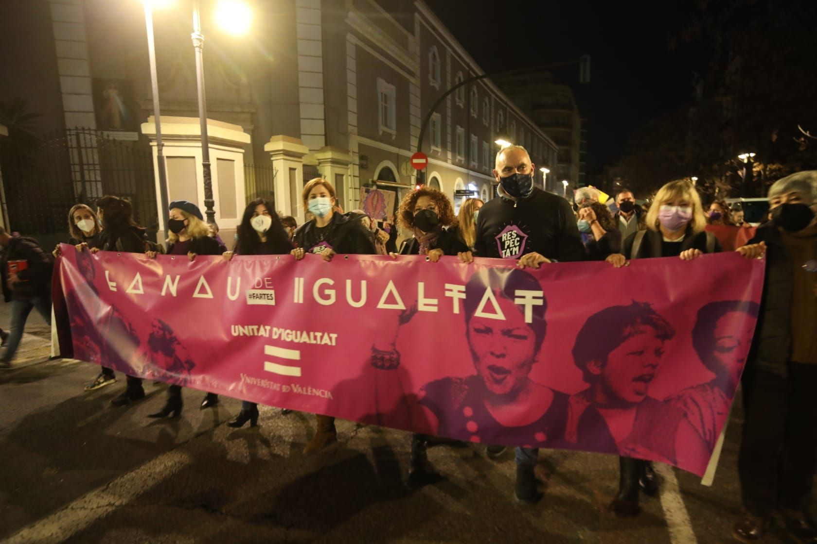 Arranca la manifestación del 8M en València