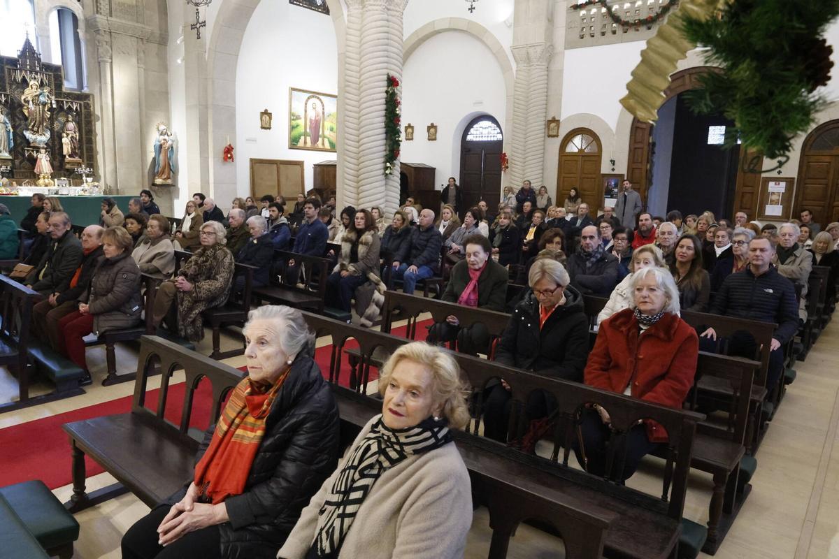 EN IMÁGENES: Somió celebra a su patrón San Julián con la tradicional procesión y comida popular: "Hace unión entre los vecinos"