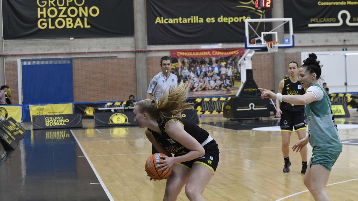 La fotos más destacadas del Hozono Global Jairis vs. Ing. Ambiental CAB Estepona