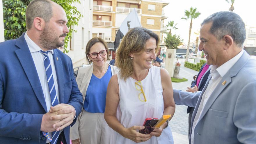 Visita de la ministra Teresa Ribera al Ayuntamiento de Los Alcázares