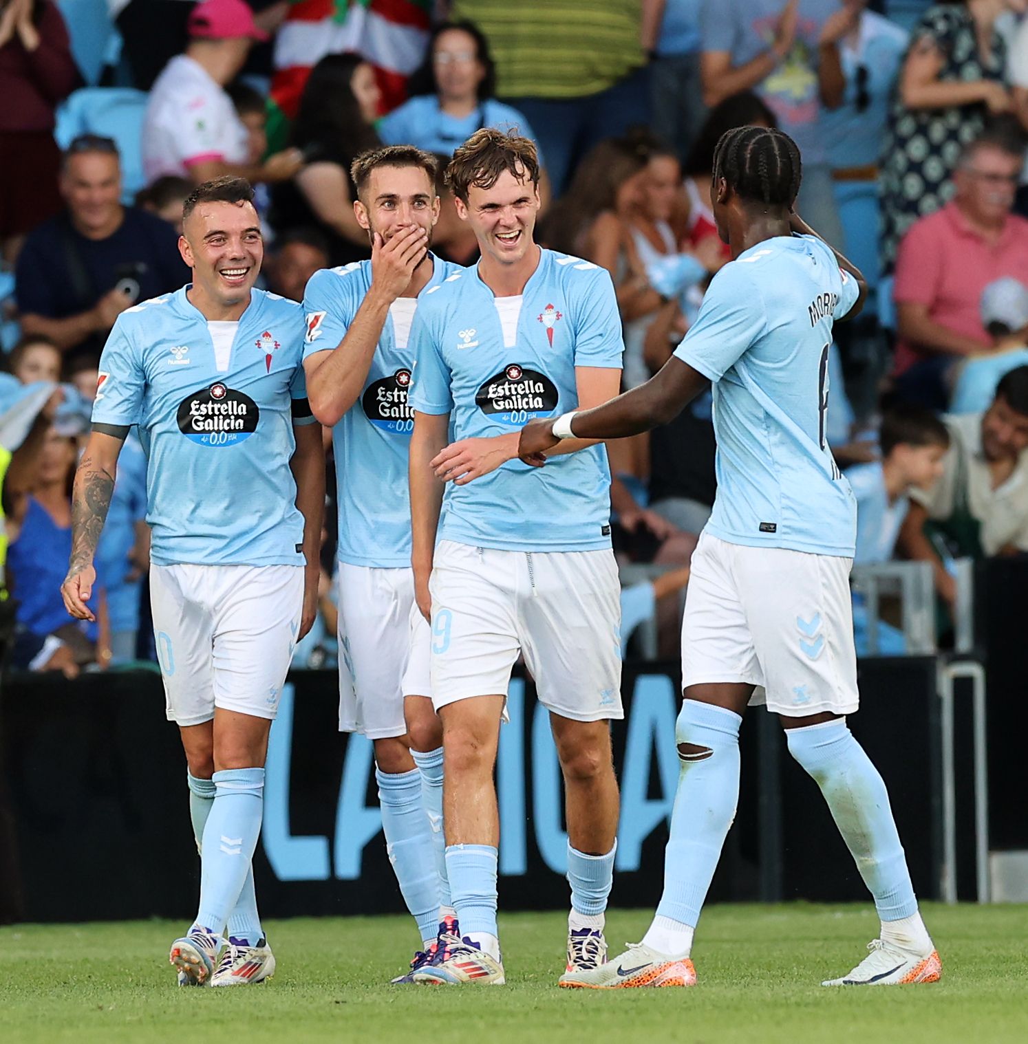 Las mejores fotografías del estreno liguero con victoria del Celta ante el Alavés