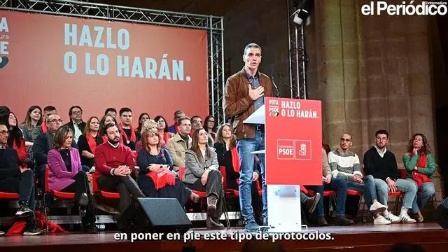 ANÓNIMO DESARMA TIRADOR | Un hombre anónimo desarma a uno de los tiradores  en pleno ataque en Bondi Beach, Australia