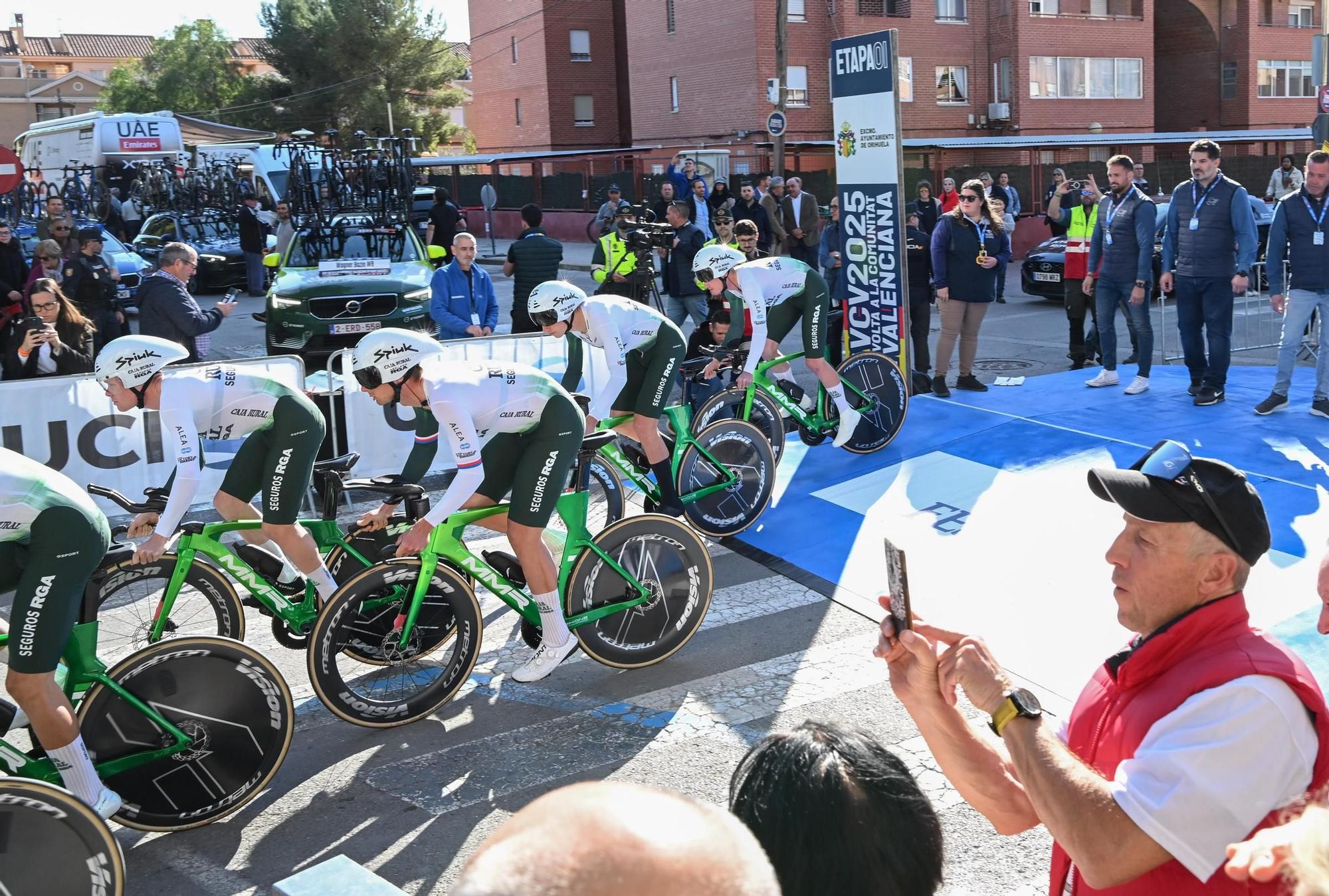 Las mejores imágenes de la primera etapa de la Vuelta Ciclista a la Comunidad Vlenciana